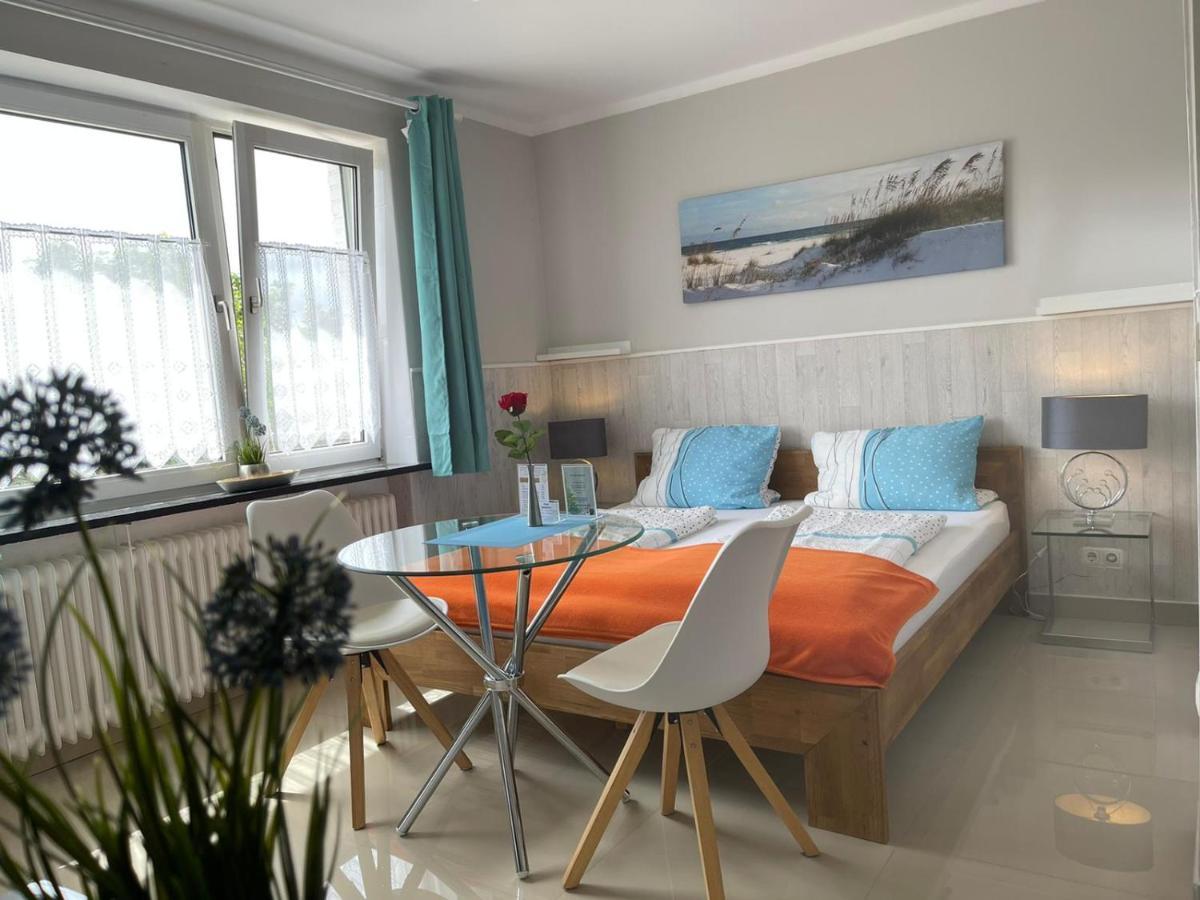 Hotel Kenny & Henry Cuxhaven Esterno foto