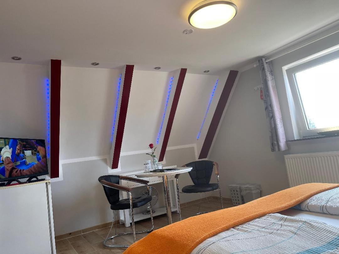 Hotel Kenny & Henry Cuxhaven Esterno foto