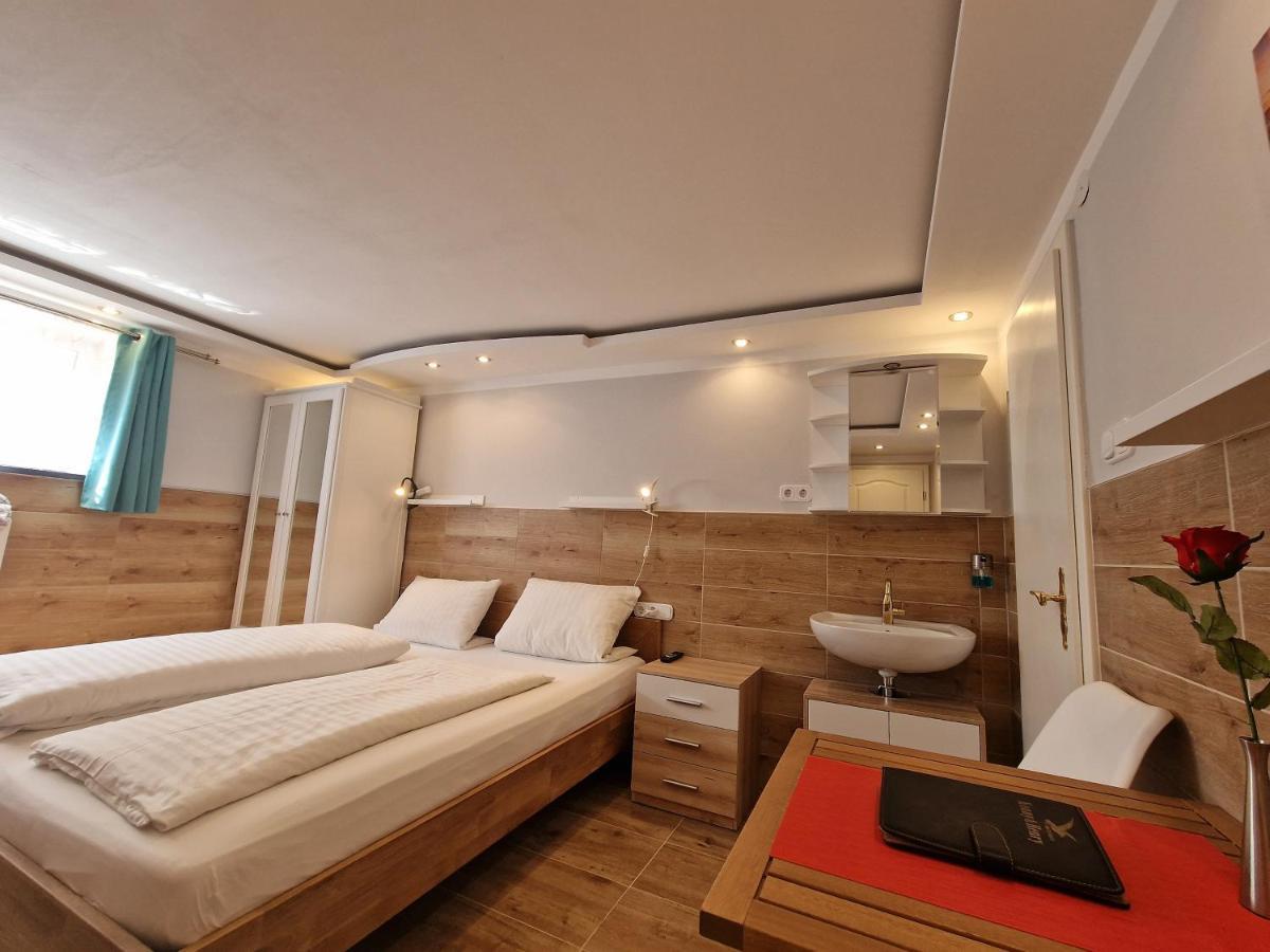 Hotel Kenny & Henry Cuxhaven Esterno foto